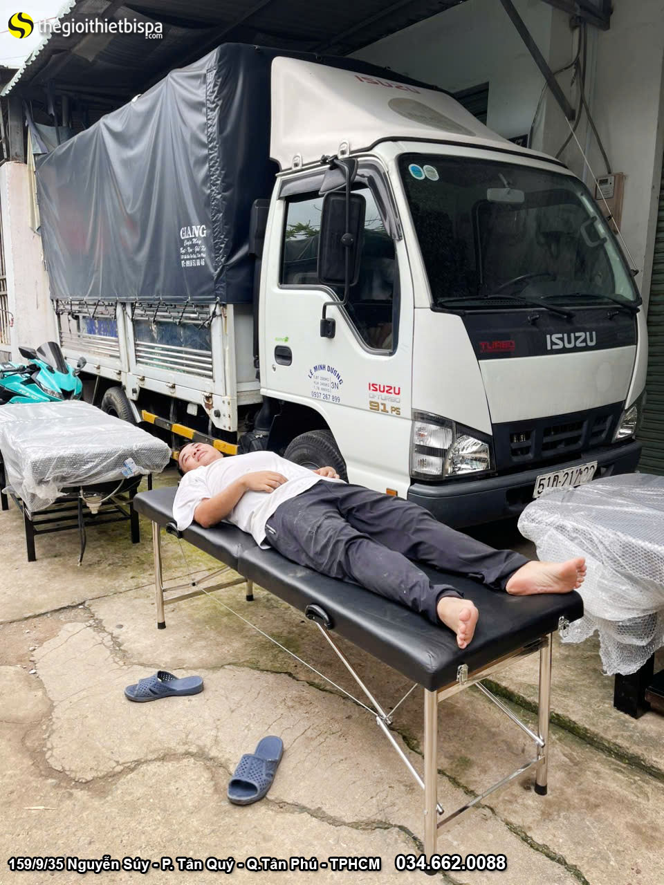 giường vali gấp gọn