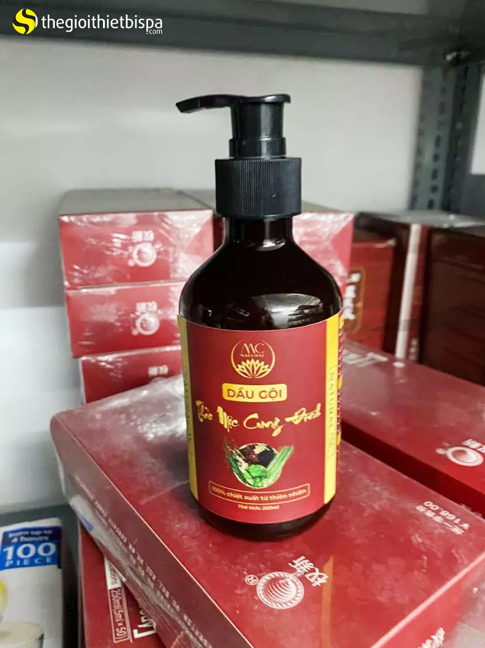 Dầu Gội Thảo Mộc Cung Đình Dược Liệu MC NATURAL Dùng Trong Các Spa Dưỡng Sinh