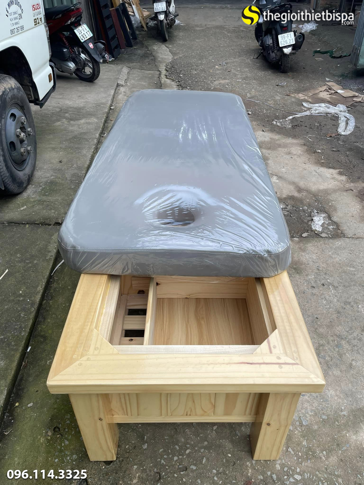 giường massage chân gỗ thông