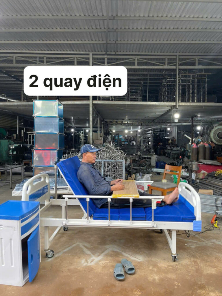Giường Y Tế điện 2 tay quay